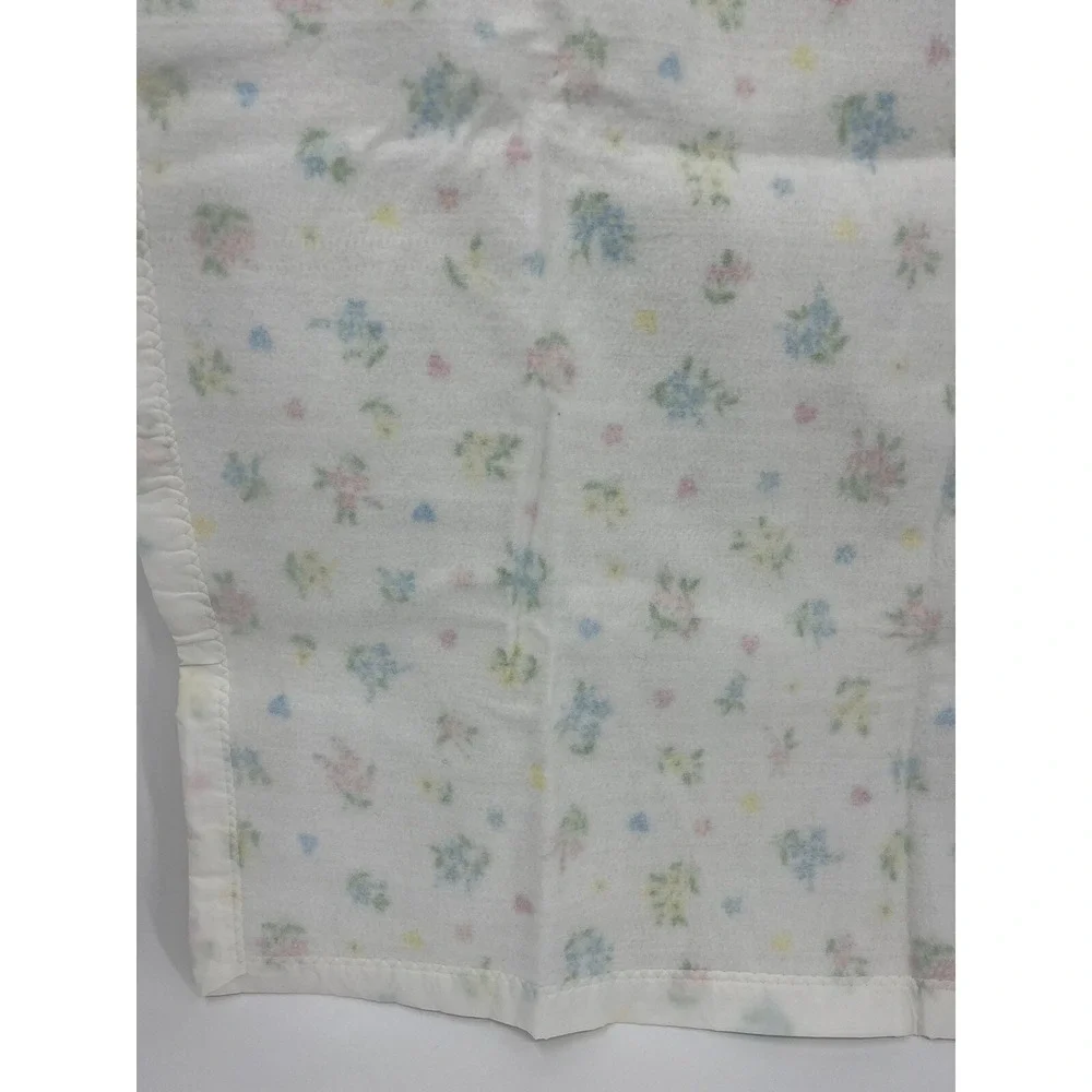 Vintage Chatham Baby Blanket Satin Trim Fleece Hearts Flowers Floral 40 x 44